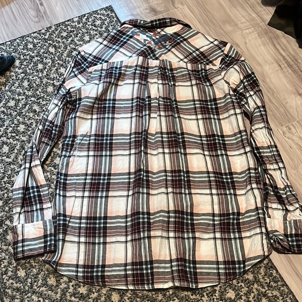 Ariat button up - Picture 2 of 3